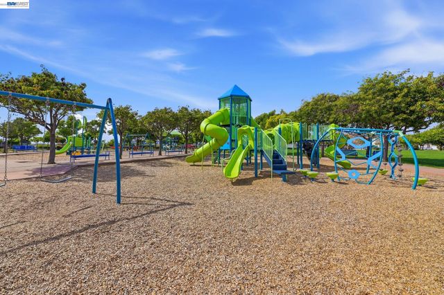29014 Jetty Way, Hayward, CA 94545