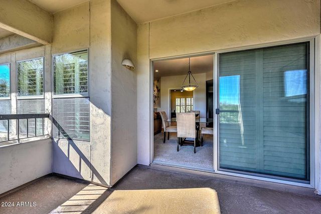 33550 N DOVE LAKES Drive 2041, Cave Creek, AZ 85331