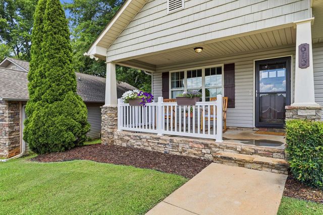 610 Fawn Branch Trail, Boiling Springs, SC 29316