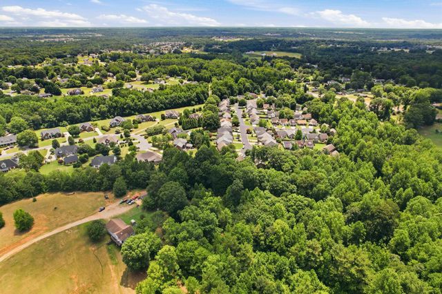 610 Fawn Branch Trail, Boiling Springs, SC 29316