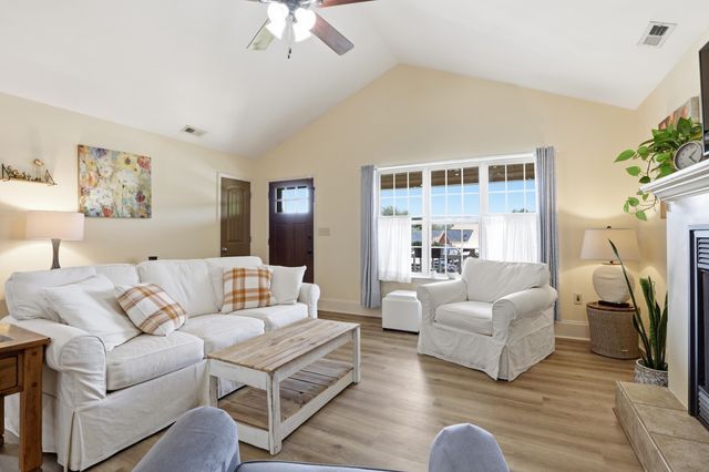 610 Fawn Branch Trail, Boiling Springs, SC 29316
