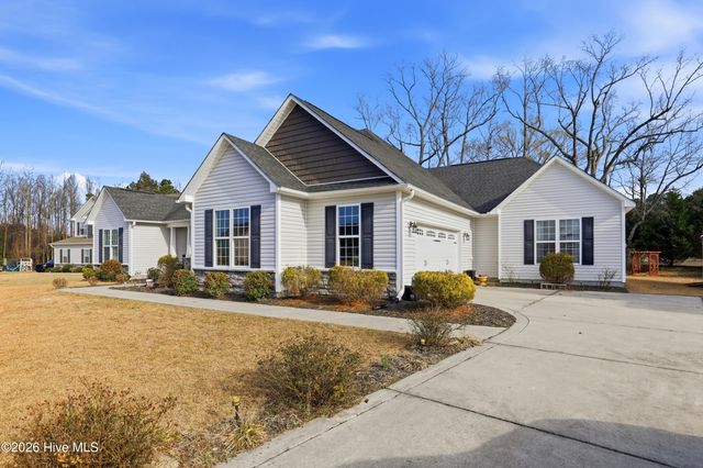 210 Kingsmill Drive, Pikeville, NC 27863