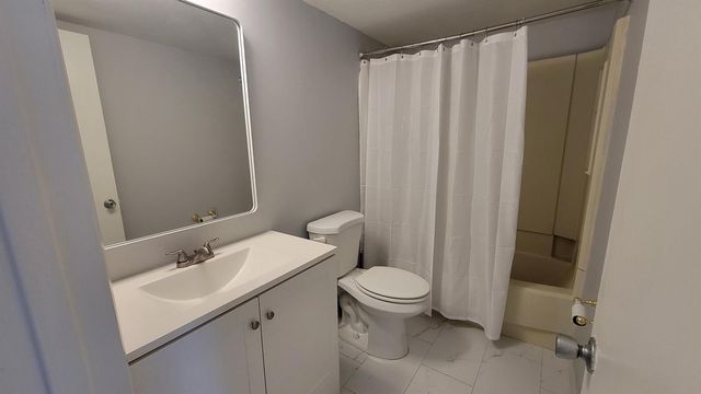 1045 S FLAGLER Avenue 717, Pompano Beach, FL 33060