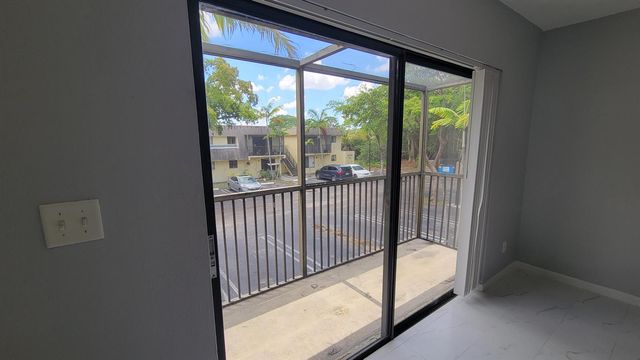 1045 S FLAGLER Avenue 717, Pompano Beach, FL 33060