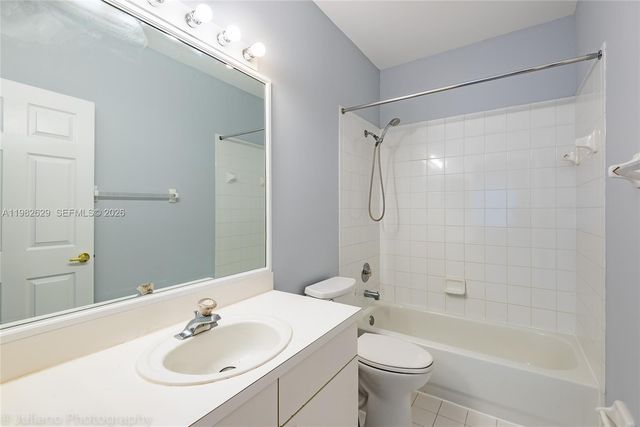 16061 Emerald Cove Rd 16061, Weston, FL 33331