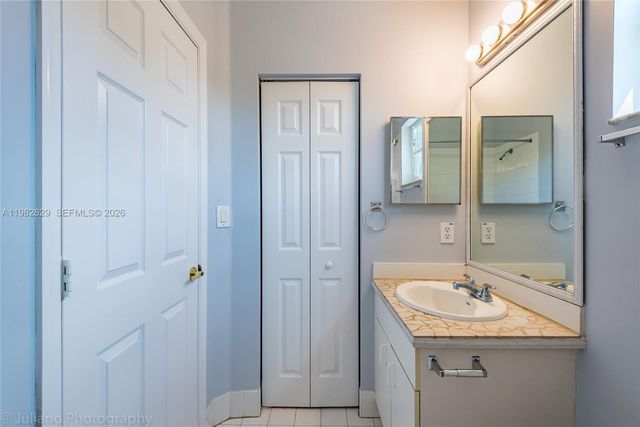 16061 Emerald Cove Rd 16061, Weston, FL 33331