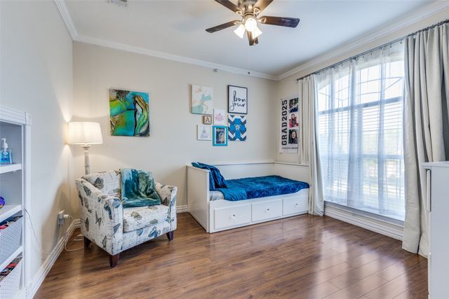 8678 Glen Hollow Drive, Fort Worth, TX 76179