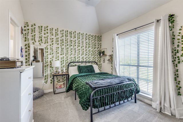 8678 Glen Hollow Drive, Fort Worth, TX 76179