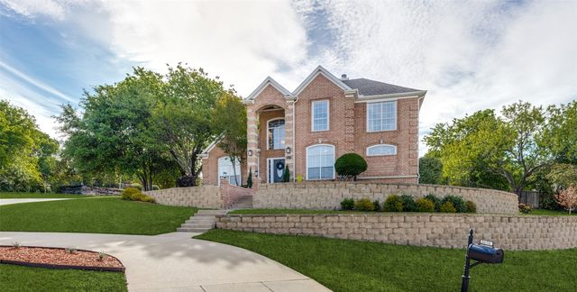 8678 Glen Hollow Drive, Fort Worth, TX 76179