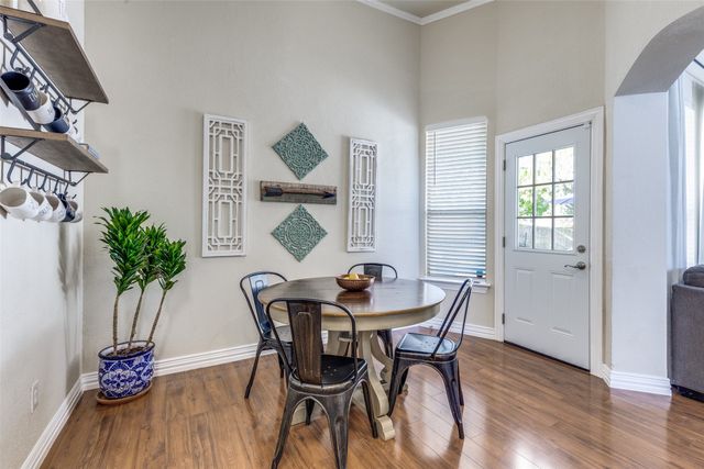 8678 Glen Hollow Drive, Fort Worth, TX 76179