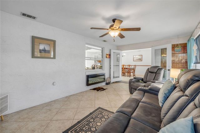 2425 TRAVELERS PALM DRIVE, Edgewater, FL 32141