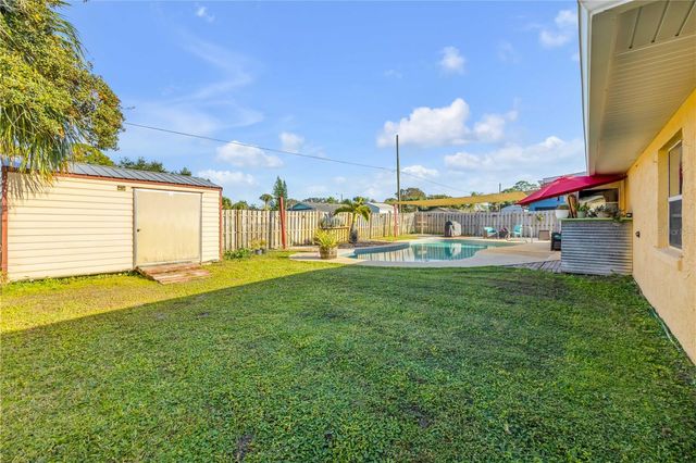 2425 TRAVELERS PALM DRIVE, Edgewater, FL 32141