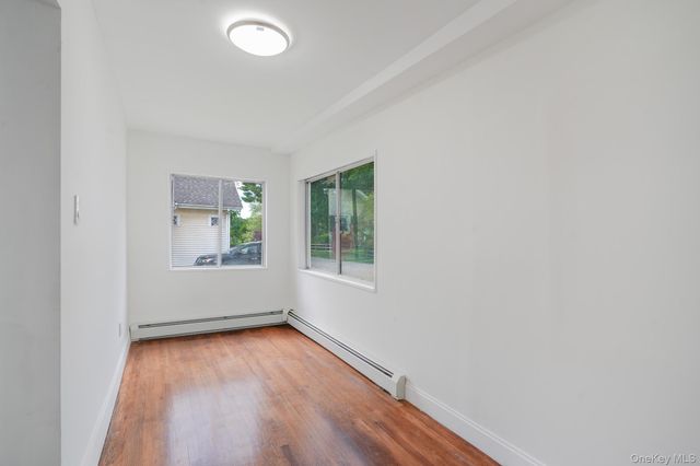 18 W Market Street, Hyde Park, NY 12538