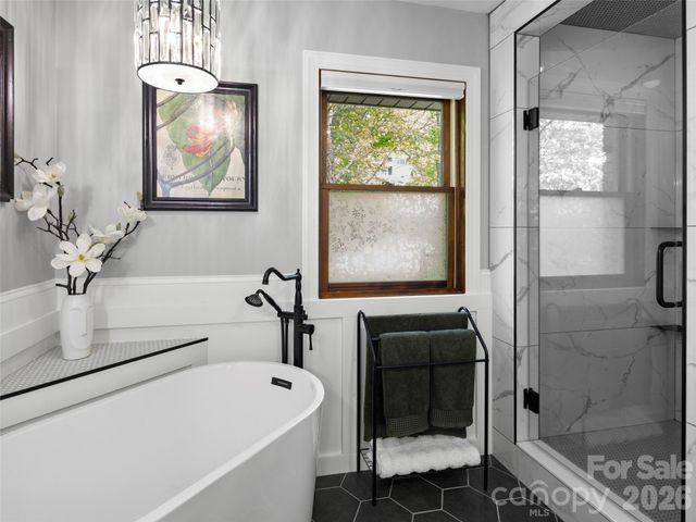 152 Eastmoor Drive, Asheville, NC 28805
