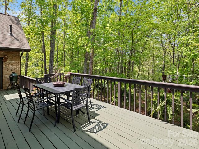 152 Eastmoor Drive, Asheville, NC 28805