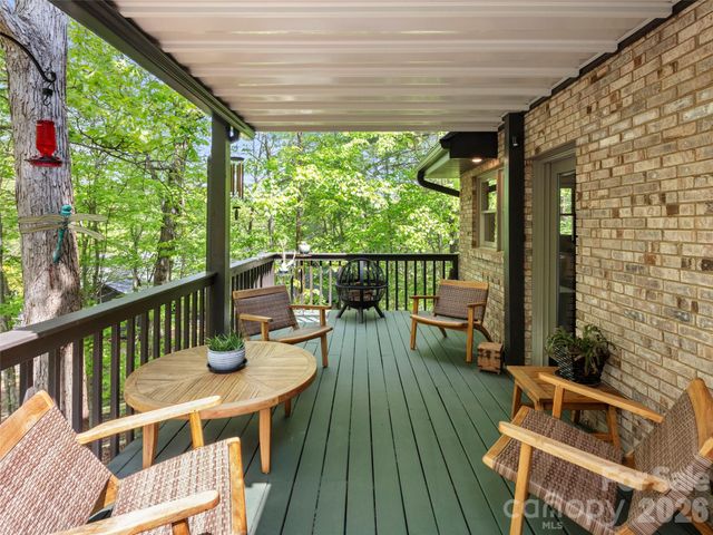 152 Eastmoor Drive, Asheville, NC 28805