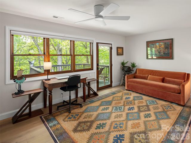 152 Eastmoor Drive, Asheville, NC 28805