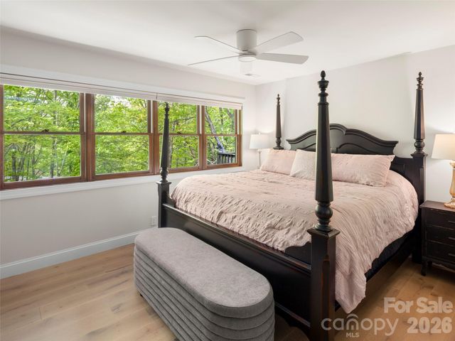 152 Eastmoor Drive, Asheville, NC 28805