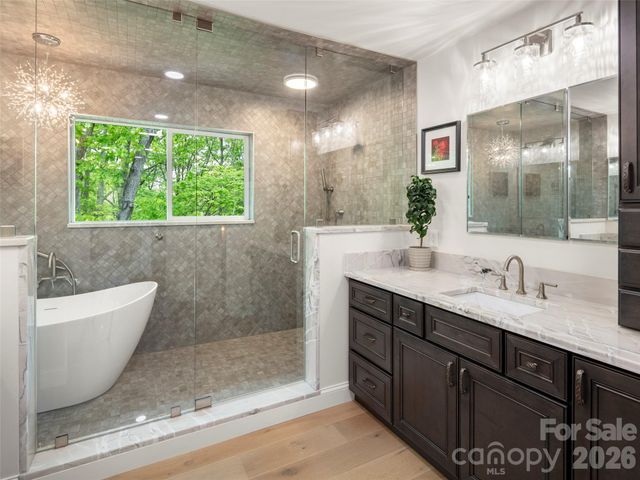 152 Eastmoor Drive, Asheville, NC 28805