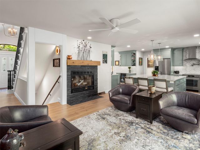 152 Eastmoor Drive, Asheville, NC 28805