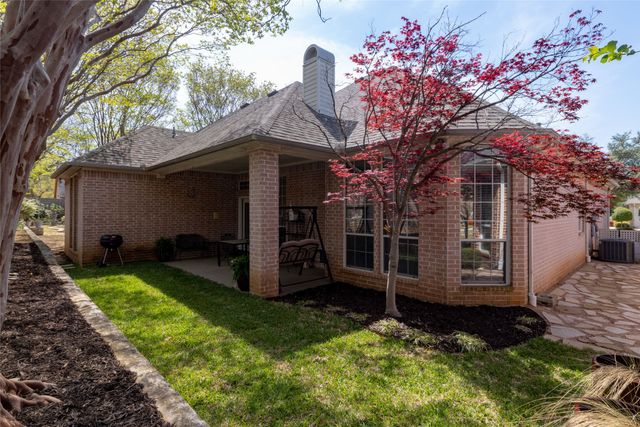 1910 Channing Park Drive, Arlington, TX 76013