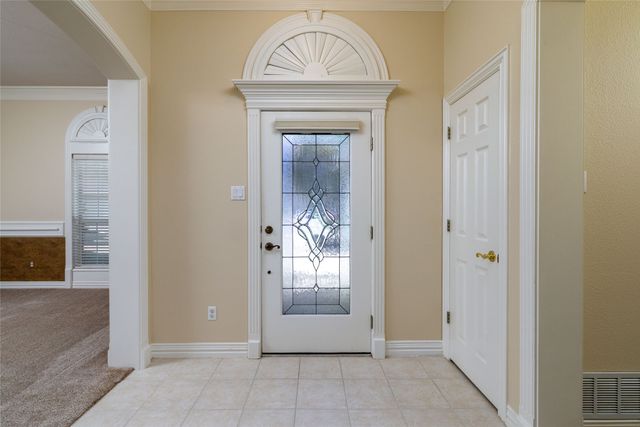 1910 Channing Park Drive, Arlington, TX 76013