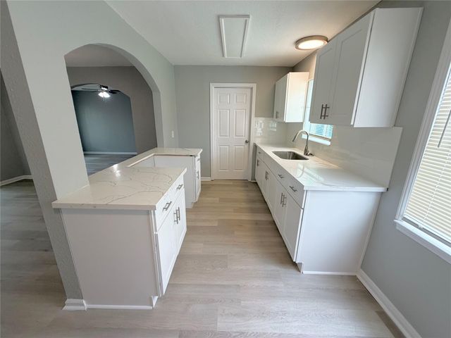 5715 Lakefield Drive, Houston, TX 77033
