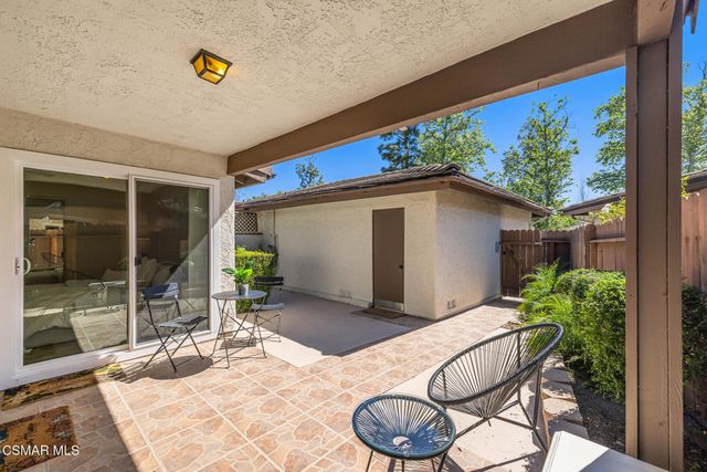 1137 Bright Glen Circle, Westlake Village, CA 91361