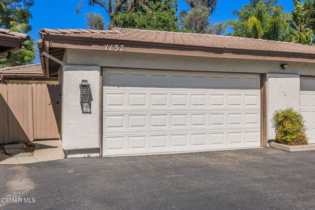 1137 Bright Glen Circle, Westlake Village, CA 91361