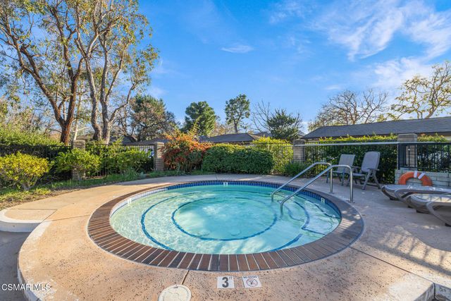 1137 Bright Glen Circle, Westlake Village, CA 91361