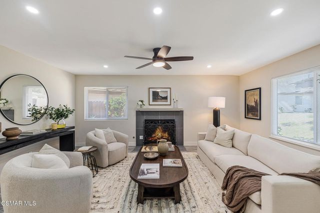 1137 Bright Glen Circle, Westlake Village, CA 91361