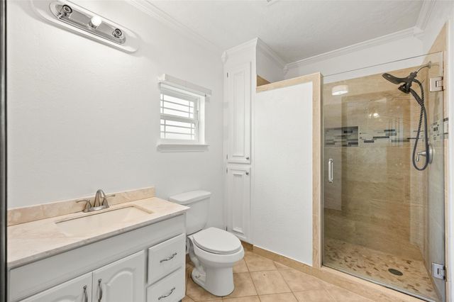 10322 Southport Drive, Houston, TX 77089
