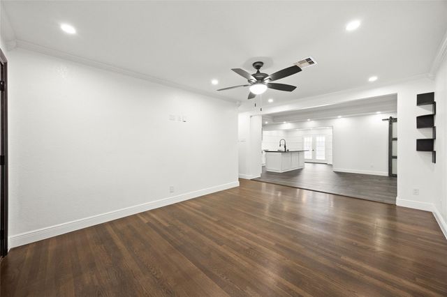 10322 Southport Drive, Houston, TX 77089