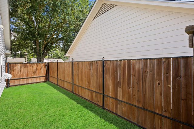 10322 Southport Drive, Houston, TX 77089