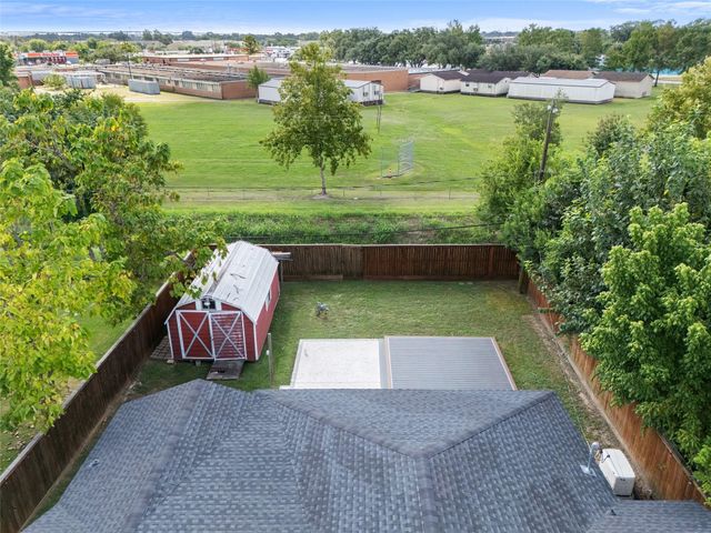 10322 Southport Drive, Houston, TX 77089