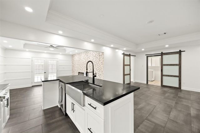 10322 Southport Drive, Houston, TX 77089