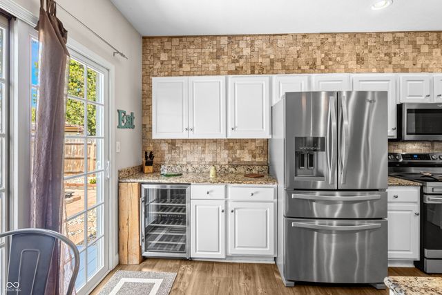 5926 Regency Drive, Columbus, IN 47203
