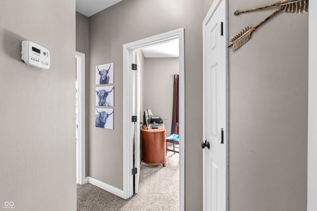 5926 Regency Drive, Columbus, IN 47203