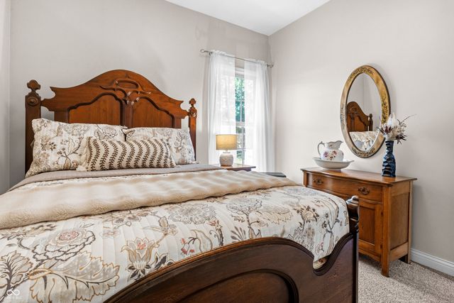 5926 Regency Drive, Columbus, IN 47203