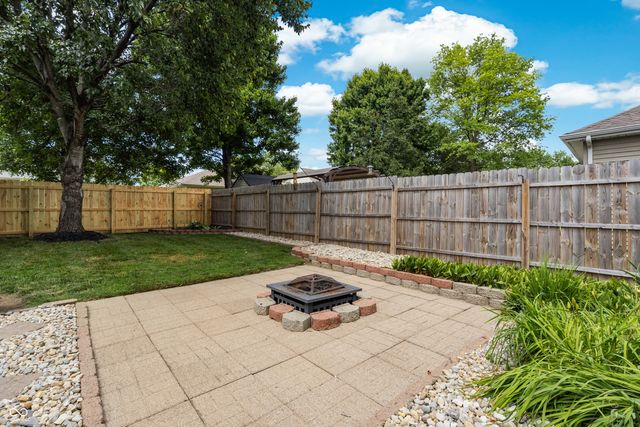 5926 Regency Drive, Columbus, IN 47203