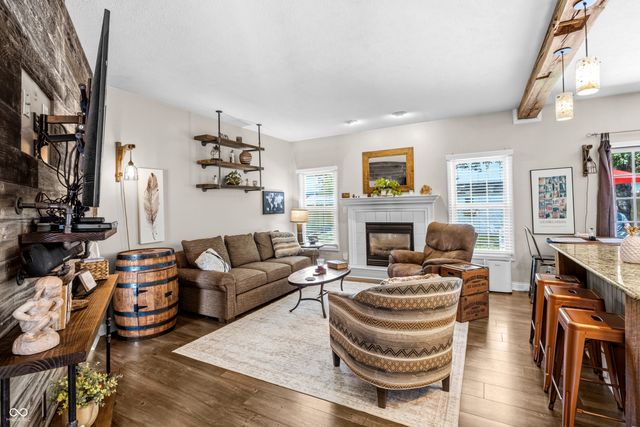 5926 Regency Drive, Columbus, IN 47203