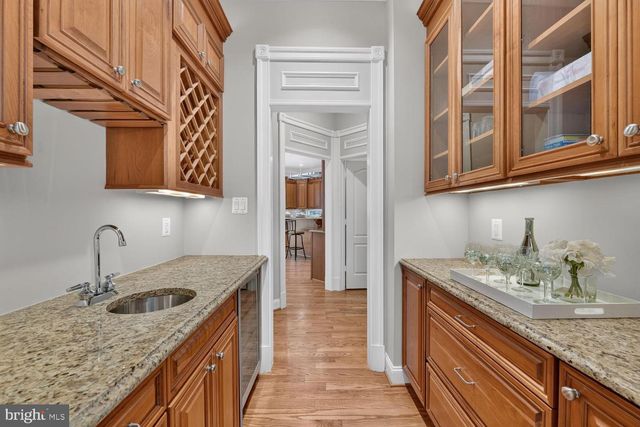 8263 TRAILWOOD CT, Vienna, VA 22182