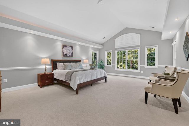 8263 TRAILWOOD CT, Vienna, VA 22182