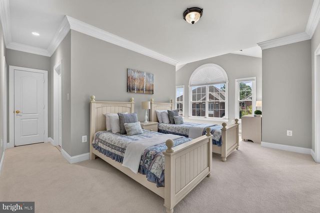 8263 TRAILWOOD CT, Vienna, VA 22182