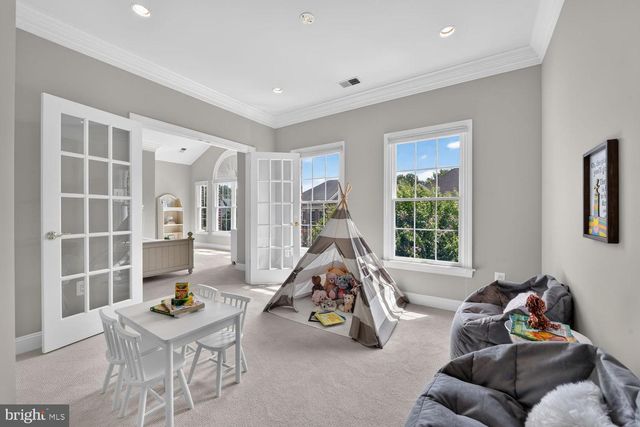 8263 TRAILWOOD CT, Vienna, VA 22182