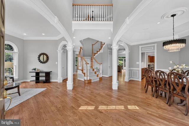 8263 TRAILWOOD CT, Vienna, VA 22182