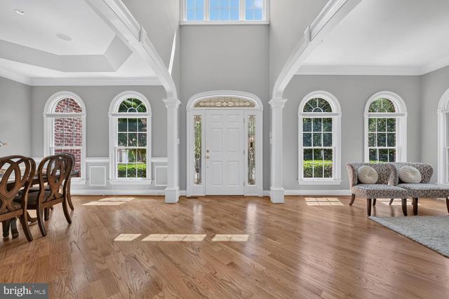 8263 TRAILWOOD CT, Vienna, VA 22182