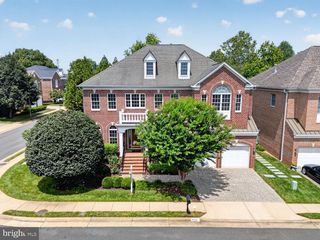8263 TRAILWOOD CT, Vienna, VA 22182
