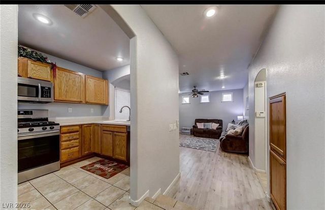 10373 Perfect Parsley Street, Las Vegas, NV 89183