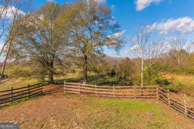 586 Grady School Road, Canon, GA 30520